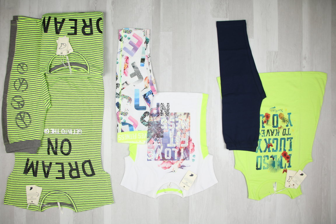 SCONTATO -20% €4,00 al pezzo NORTH POLE stock abbigliamento bambini 51 pezzi - P/E - RIF. 6060AF
