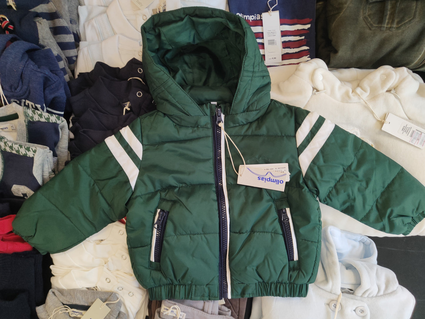 €3,80 al pezzo OLIMPIAS stock abbigliamento bambini 111 pezzi - A/I - RIF. 6103AF