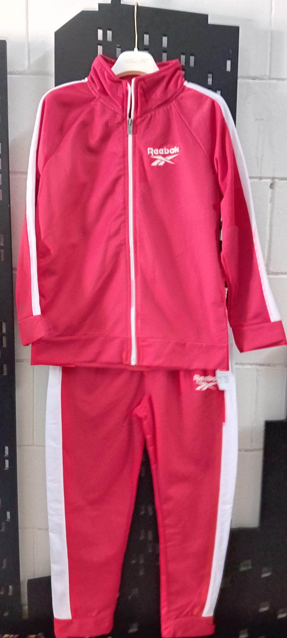 €6.50 per piece REEBOK kids' clothing stock 1000 pieces - F/W - S/S - REF. TV6117