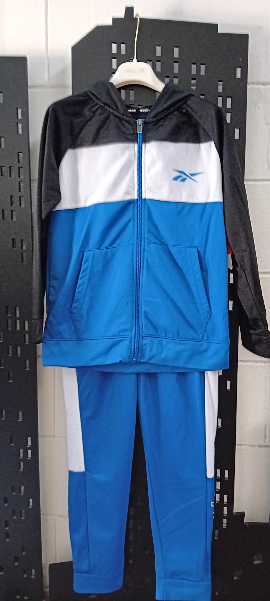 €6.50 per piece REEBOK kids' clothing stock 1000 pieces - F/W - S/S - REF. TV6117