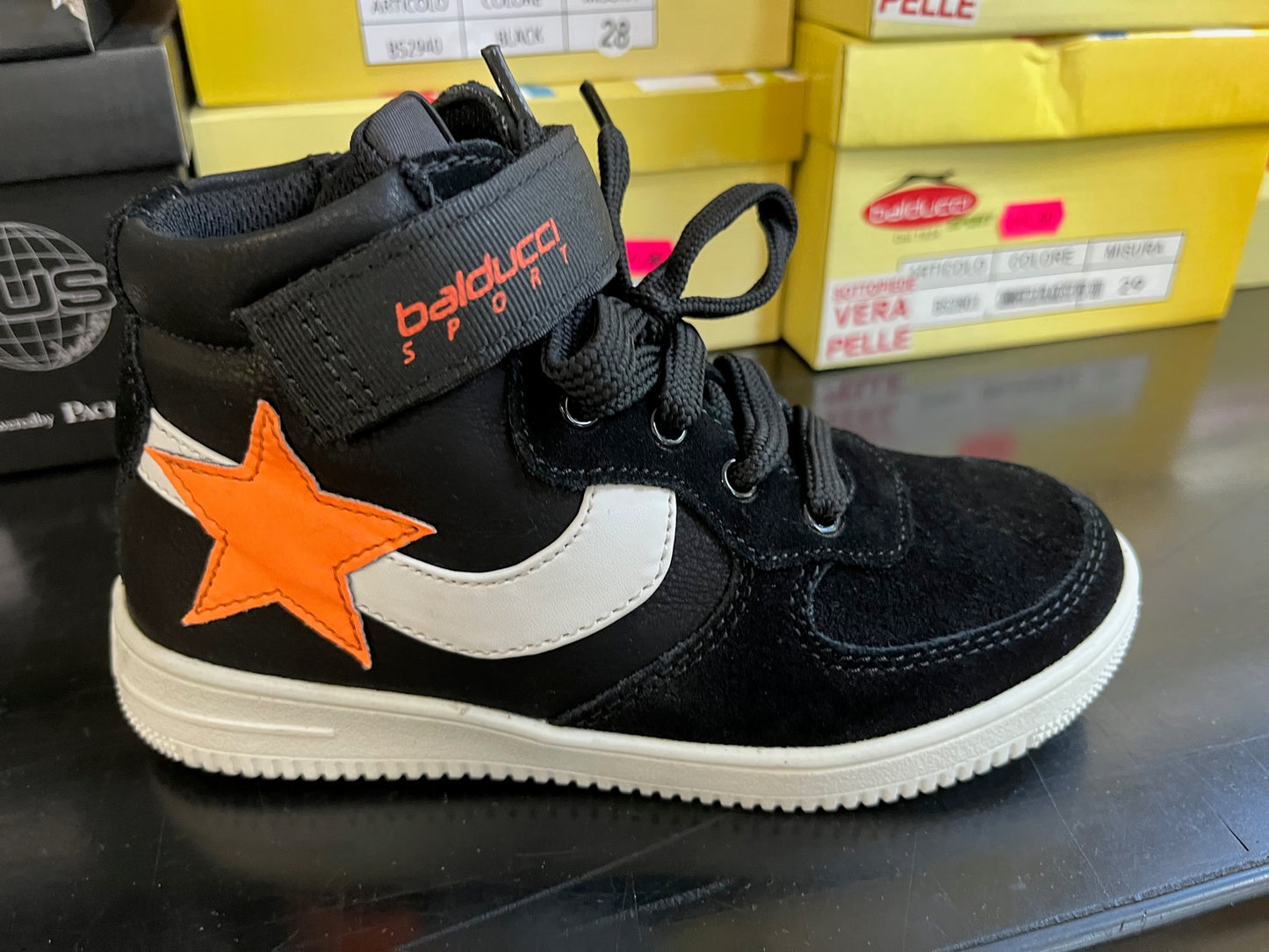 €13,50 al paio CESARE PACIOTTI, BALDUCCI stock calzature bambini 30 pezzi - A/I - RIF. 6099AF
