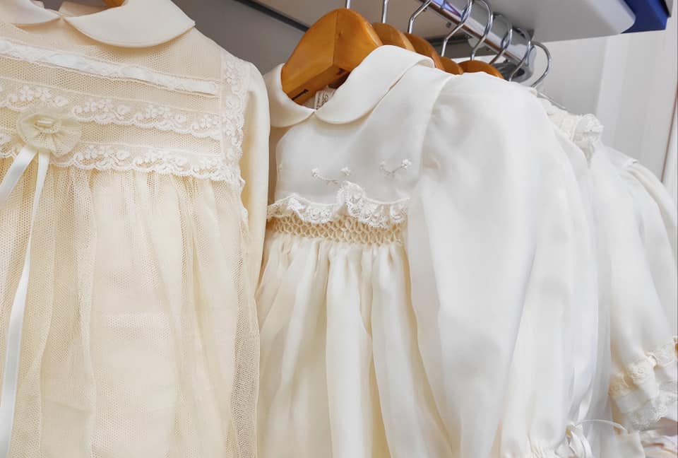 €15,00 al pezzo ALES, ALETTA, ARMANI, BABY GRAZIELLA, BIMBI BLU, ecc. stock abbigliamento bambini 2116 pezzi - P/E - RIF. TV6119