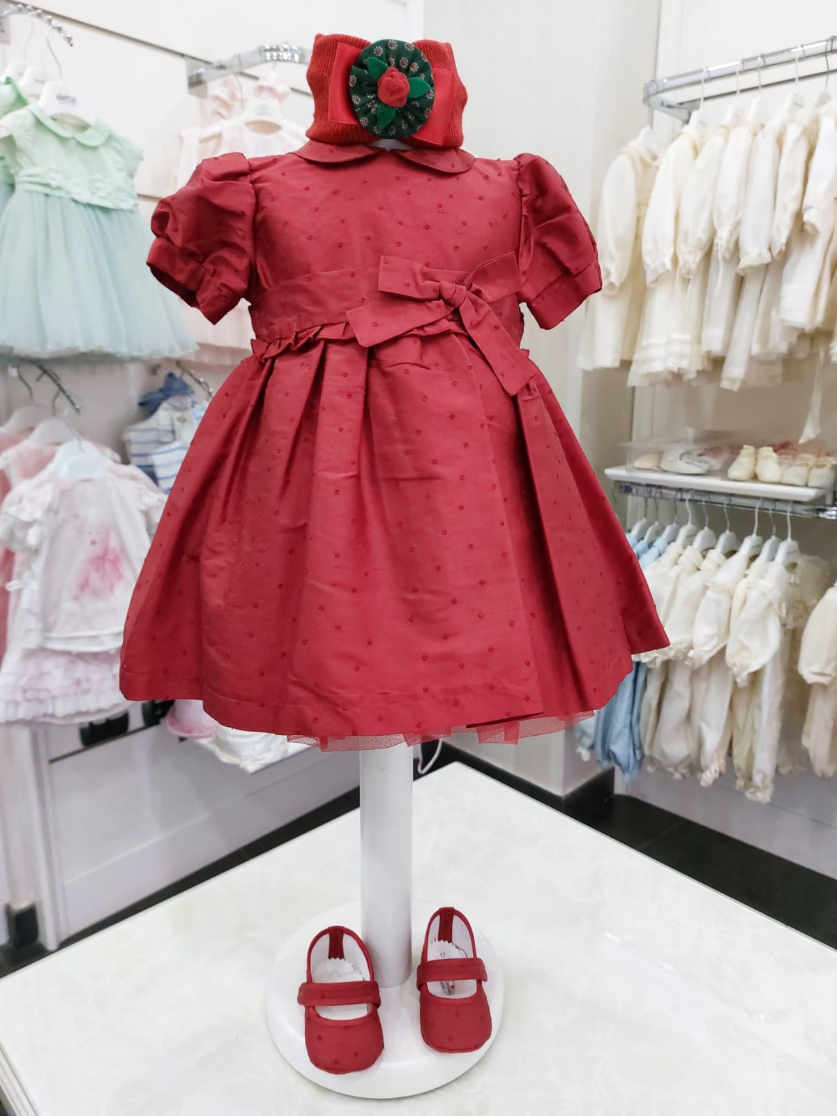 €15,00 al pezzo ALES, ALETTA, ARMANI, BABY GRAZIELLA, BIMBI BLU, ecc. stock abbigliamento bambini 2116 pezzi - P/E - RIF. TV6119