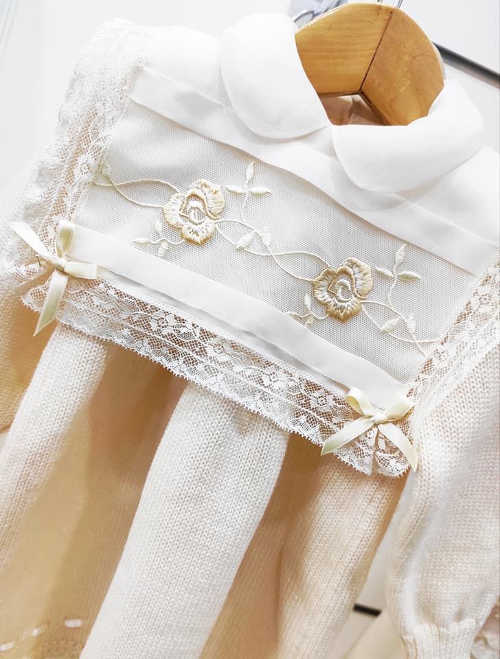 €15,00 al pezzo ALES, ALETTA, ARMANI, BABY GRAZIELLA, BIMBI BLU, ecc. stock abbigliamento bambini 2116 pezzi - P/E - RIF. TV6119