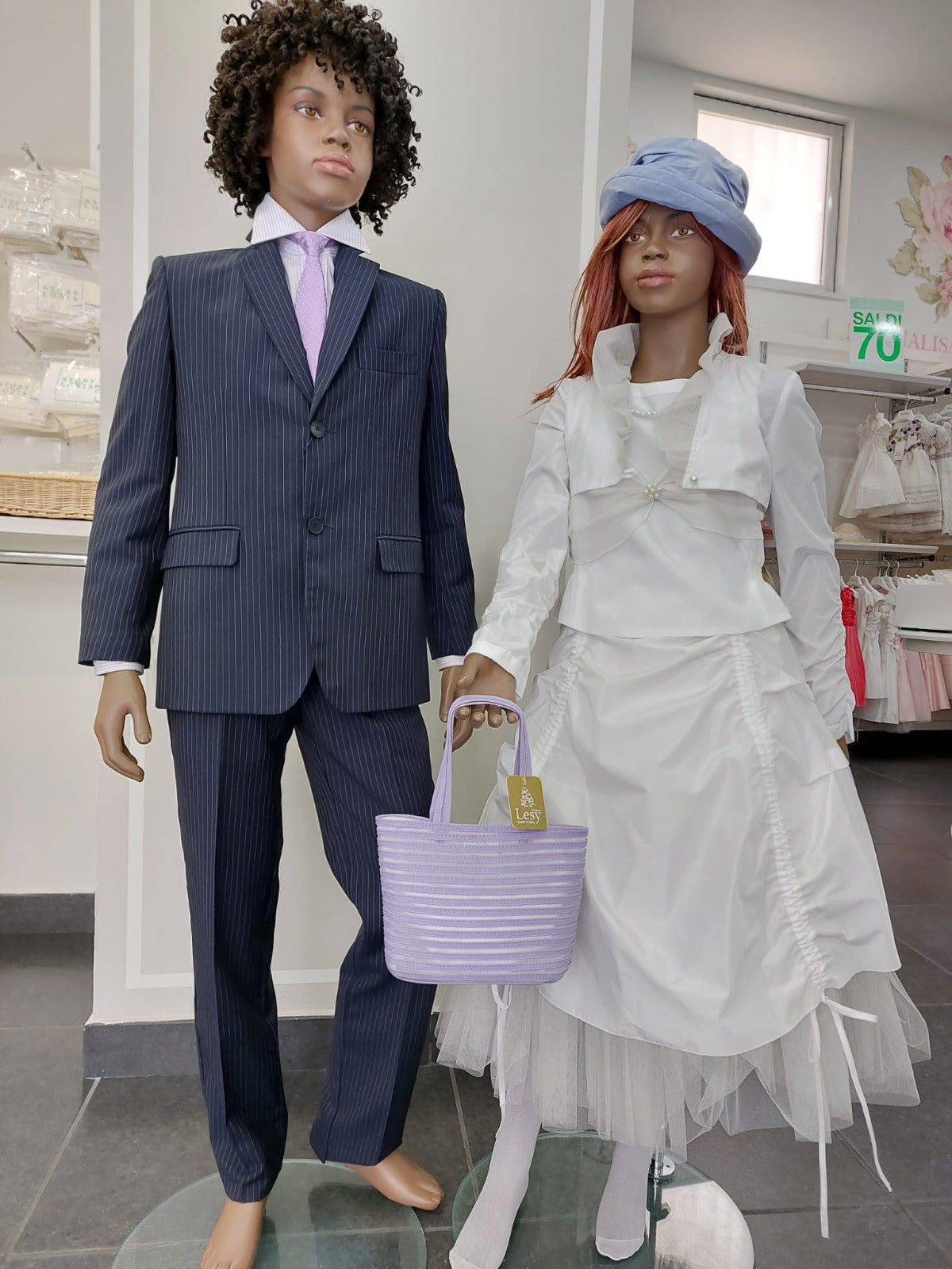 €15,00 al pezzo ALES, ALETTA, ARMANI, BABY GRAZIELLA, BIMBI BLU, ecc. stock abbigliamento bambini 2116 pezzi - P/E - RIF. TV6119
