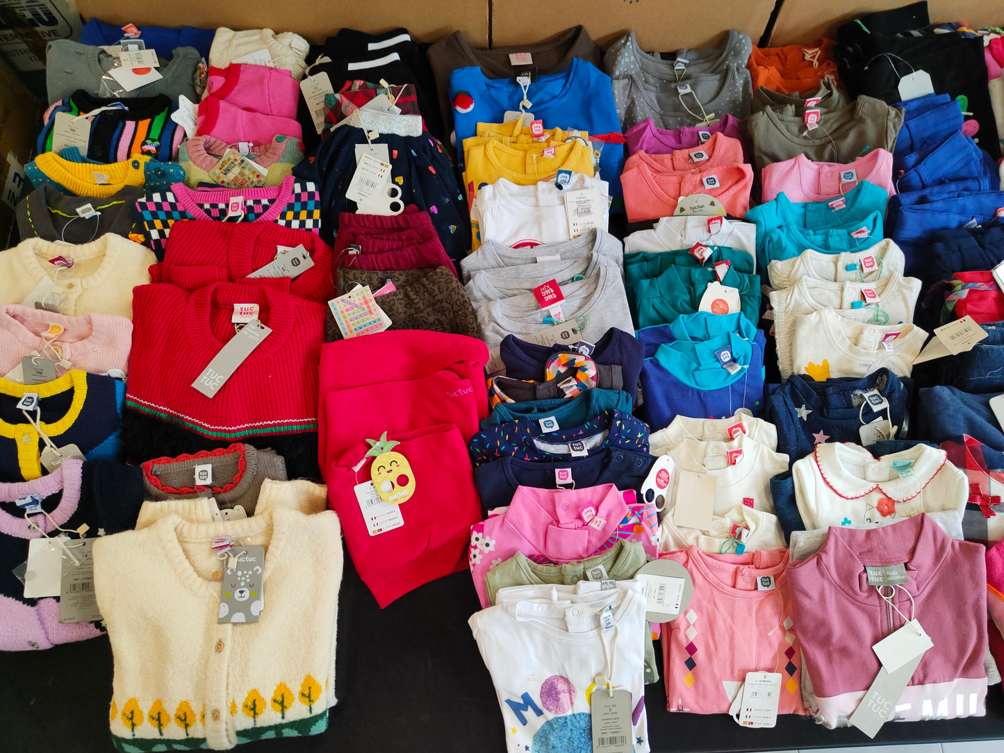 €4,84 al pezzo TUC TUC stock abbigliamento bambina 320 pezzi - A/I - RIF. 6097AF