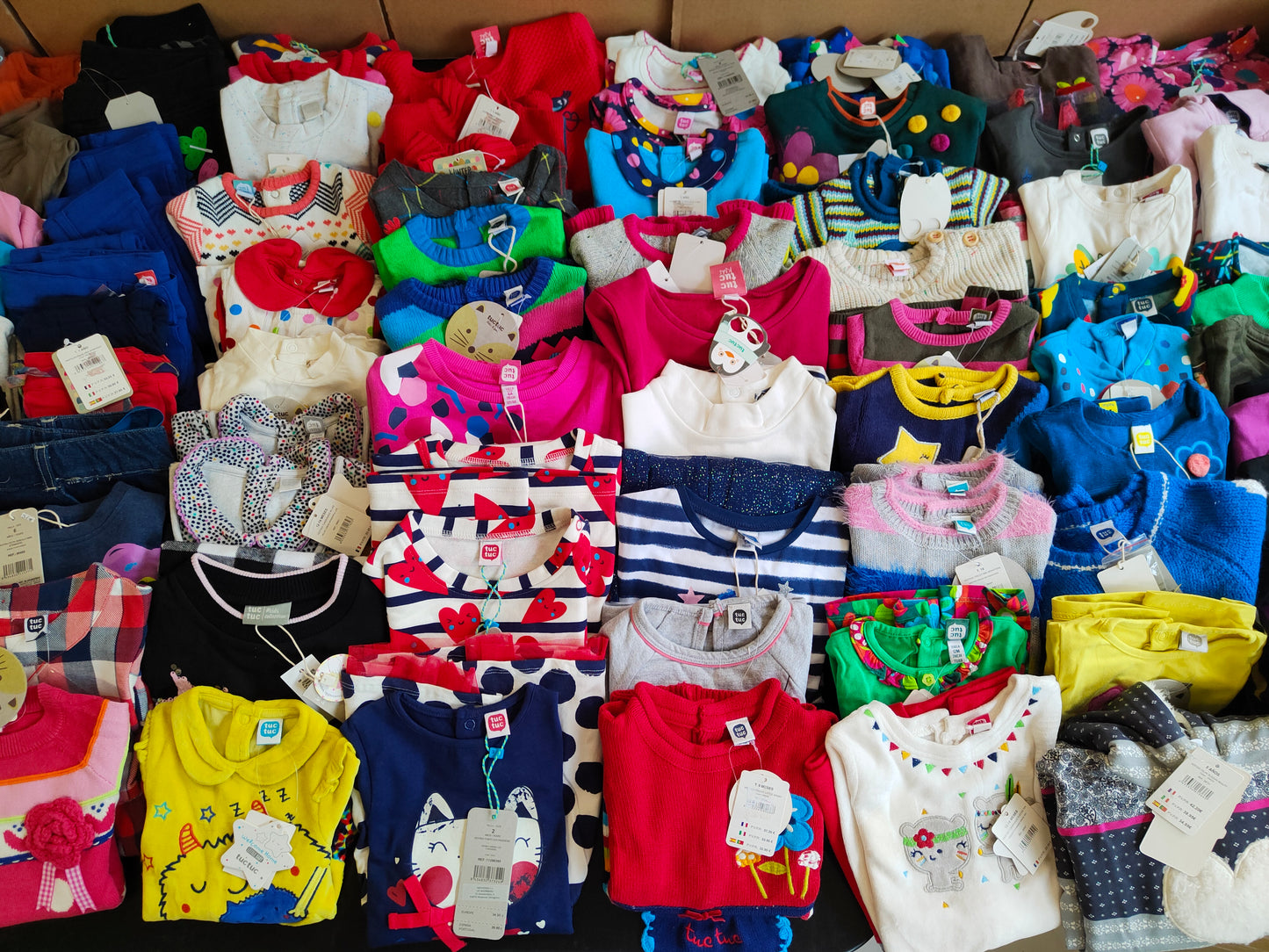 €4,84 al pezzo TUC TUC stock abbigliamento bambina 320 pezzi - A/I - RIF. 6097AF