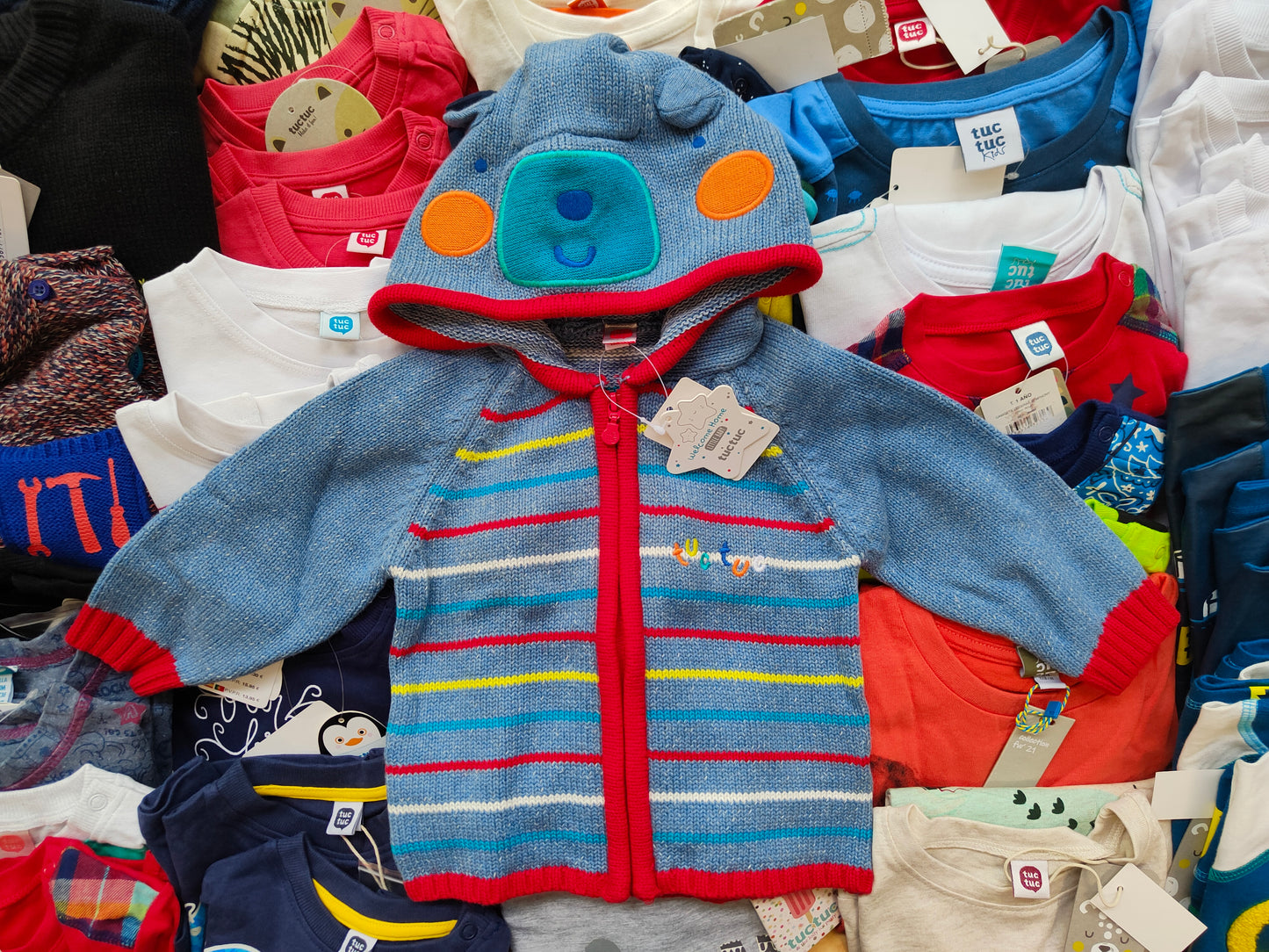 €4,94 al pezzo TUC TUC stock abbigliamento bambino 329 pezzi - A/I - RIF. 6096AF