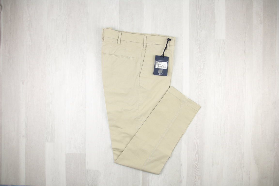 €12,73 al pezzo LACOSTE, DIMATTIA, SP1, RRD stock abbigliamento uomo/donna 82 pezzi - A/I - P/E - RIF. 6124AF