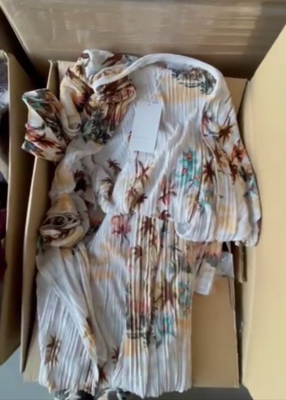 Stock abbigliamento donna ZARA 150523 pezzi - A/I - P/E - RIF. TV6080