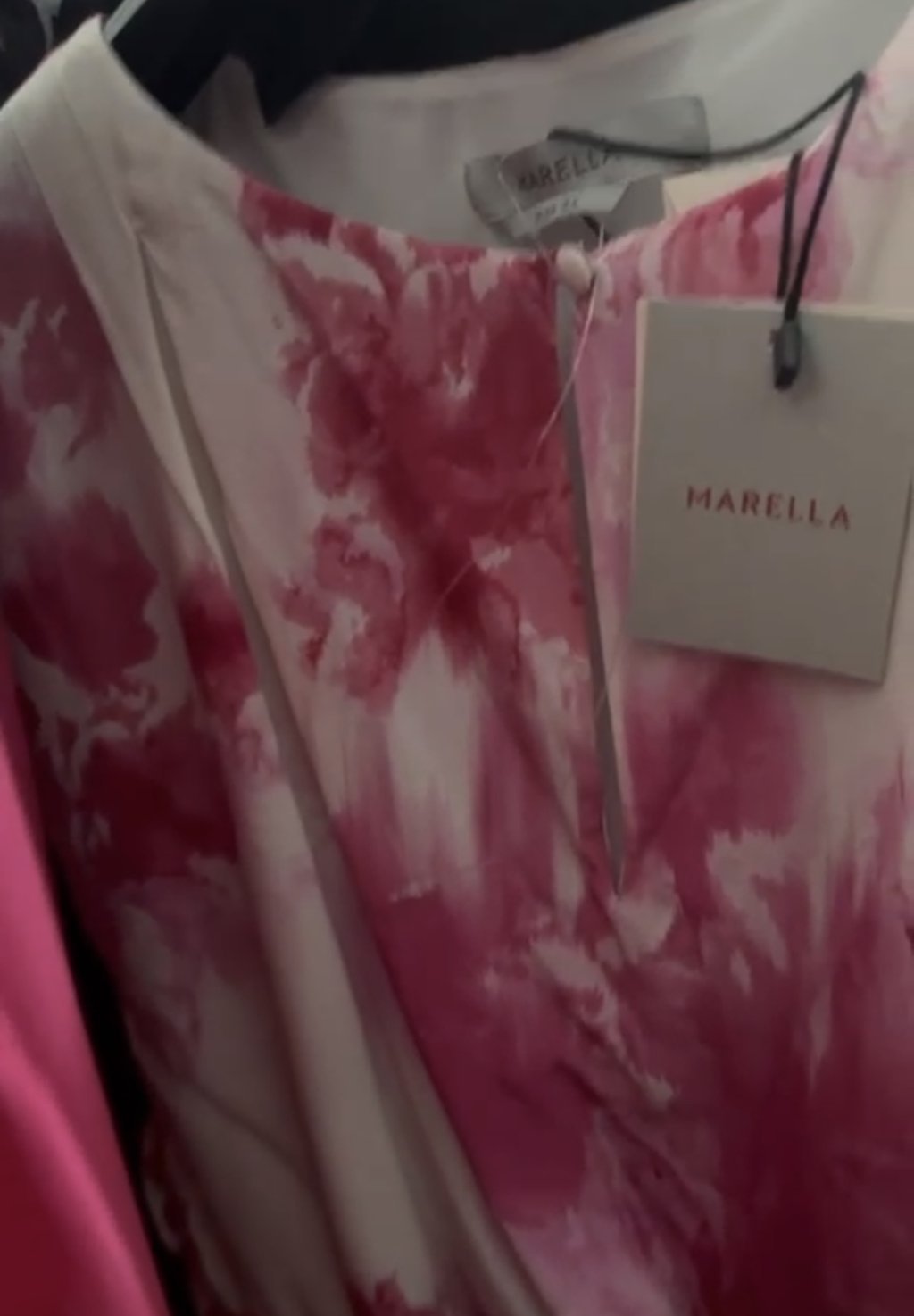 MARELLA, I BLUES, SEVENTY, ecc. stock abbigliamento donna 270 pezzi - A/I - RIF. TV6264