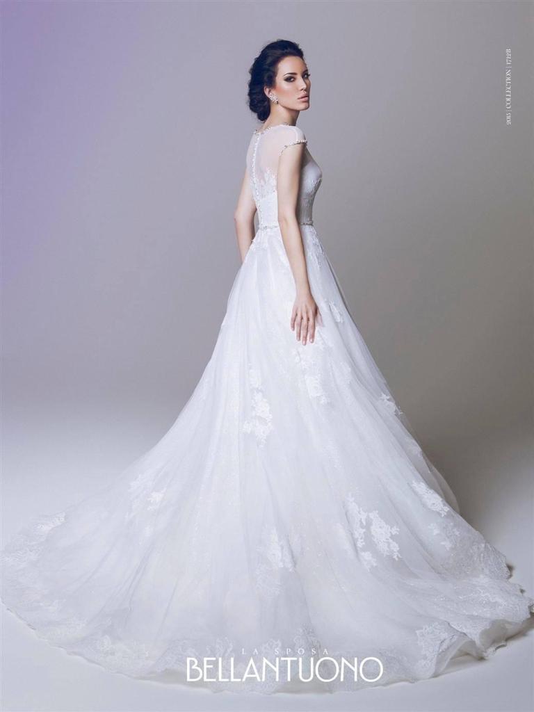 PROMO -25% 60,00 € la pièce NICOLE, PIGNATELLI, MORILEE, DELSA, BELLANTUONO, PRONOVIAS, JILLIAN stock robes de mariée 70 pièces - REF. TV5996