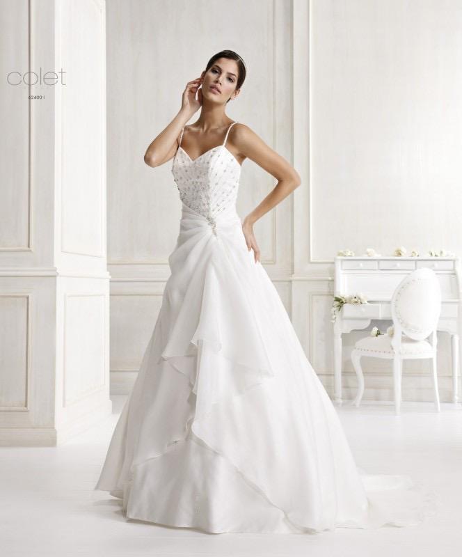 PROMO -25% 60,00 € la pièce NICOLE, PIGNATELLI, MORILEE, DELSA, BELLANTUONO, PRONOVIAS, JILLIAN stock robes de mariée 70 pièces - REF. TV5996