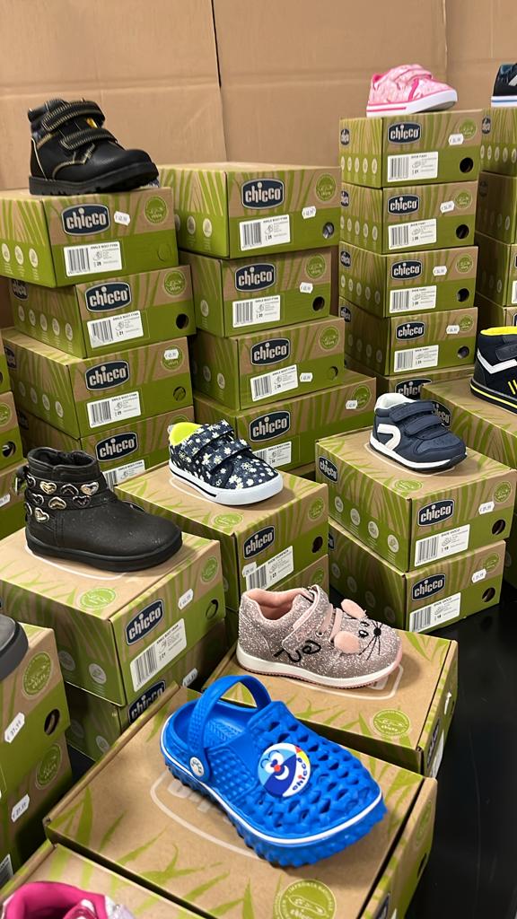 €9,00 al paio BALDUCCI, CHICCO, NATURA WORLD, ecc. stock calzature bambini 281 paia - A/I - P/E - RIF. 6112AF