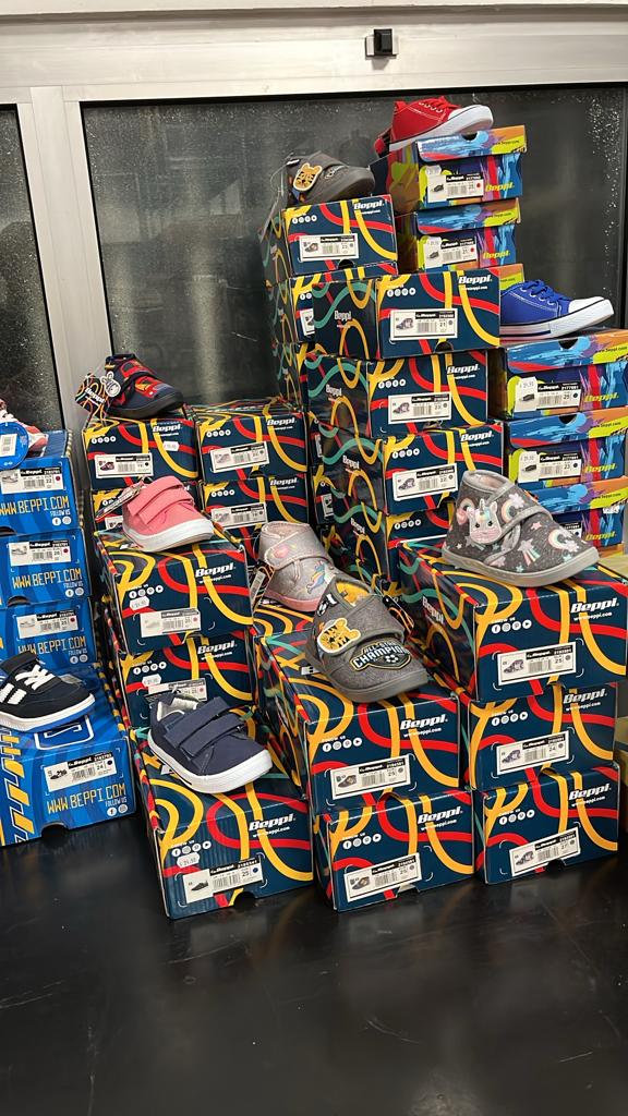 €9,00 al paio BALDUCCI, CHICCO, NATURA WORLD, ecc. stock calzature bambini 281 paia - A/I - P/E - RIF. 6112AF