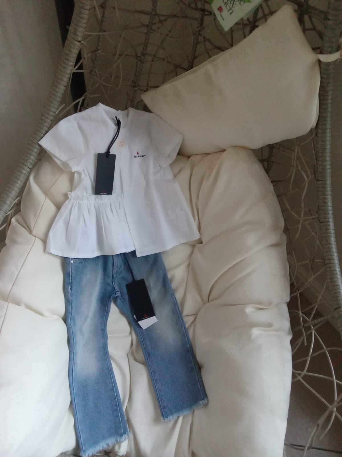stock abbigliamento bambini - €18,29 al pezzo FUN & FUN, MSGM, PEUTEREY, MONNALISA, BLUMARINE, LIU JO ecc. 110 pezzi stock bambino/bambina - P/E - RIF. TV3934