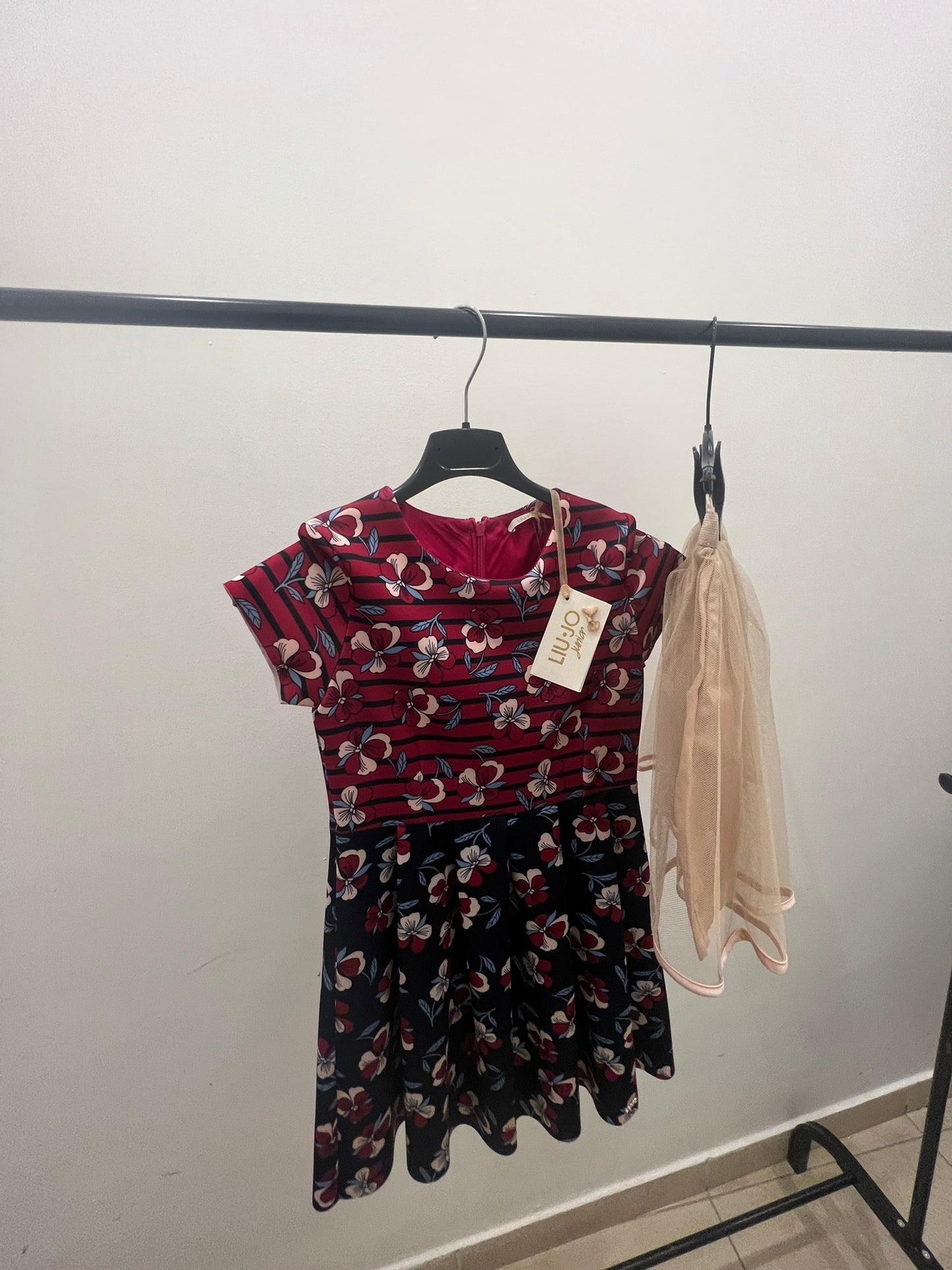 €12,00 al pezzo LIUJO, T.LOVE, ARTIGLI stock abbigliamento bambina 287 pezzi - A/I - RIF. TV5979