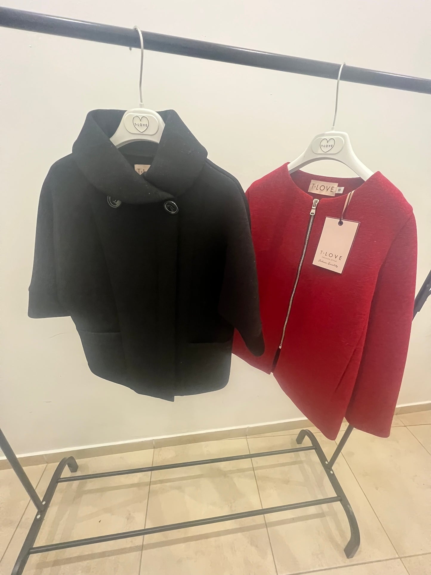 €12,00 al pezzo LIUJO, T.LOVE, ARTIGLI stock abbigliamento bambina 287 pezzi - A/I - RIF. TV5979