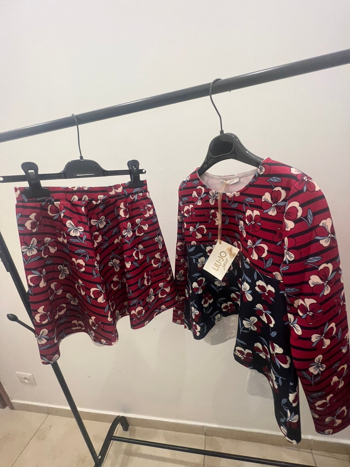 €12,00 al pezzo LIUJO, T.LOVE, ARTIGLI stock abbigliamento bambina 287 pezzi - A/I - RIF. TV5979