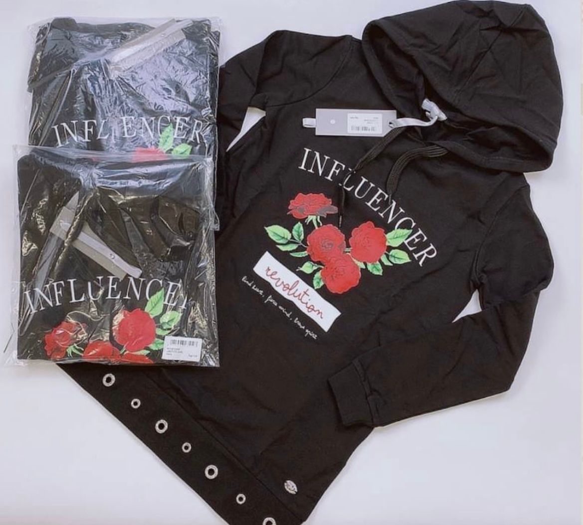 €12,00 al pezzo LIUJO, T.LOVE, ARTIGLI stock abbigliamento bambina 287 pezzi - A/I - RIF. TV5979