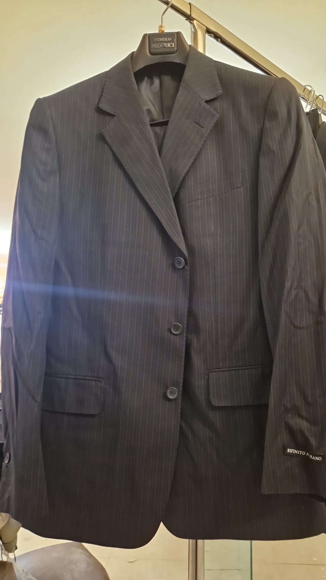 €52.00 per piece NICOLE, AZZURRA, VINNI, MAGGIE, SOTTERRO, TOMMASO STRANGIS, ALBERTO CARLOS etc. stock formal wear for women, men and children 165 pieces - REF. TV5978