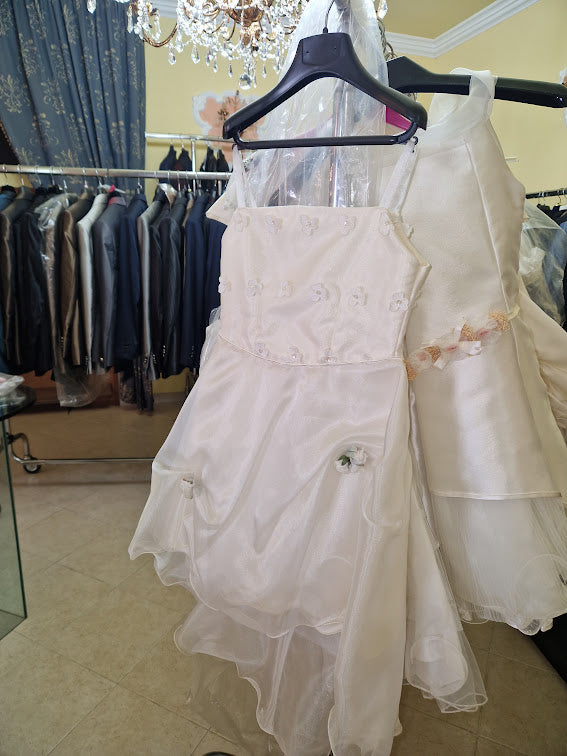 €52.00 per piece NICOLE, AZZURRA, VINNI, MAGGIE, SOTTERRO, TOMMASO STRANGIS, ALBERTO CARLOS etc. stock formal wear for women, men and children 165 pieces - REF. TV5978