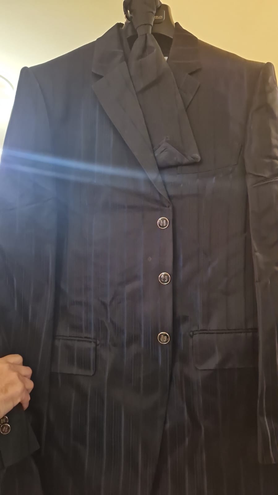 €52.00 per piece NICOLE, AZZURRA, VINNI, MAGGIE, SOTTERRO, TOMMASO STRANGIS, ALBERTO CARLOS etc. stock formal wear for women, men and children 165 pieces - REF. TV5978