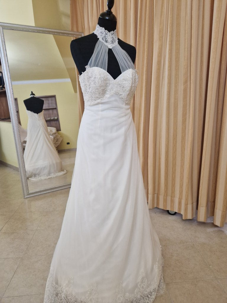 €52.00 per piece NICOLE, AZZURRA, VINNI, MAGGIE, SOTTERRO, TOMMASO STRANGIS, ALBERTO CARLOS etc. stock formal wear for women, men and children 165 pieces - REF. TV5978