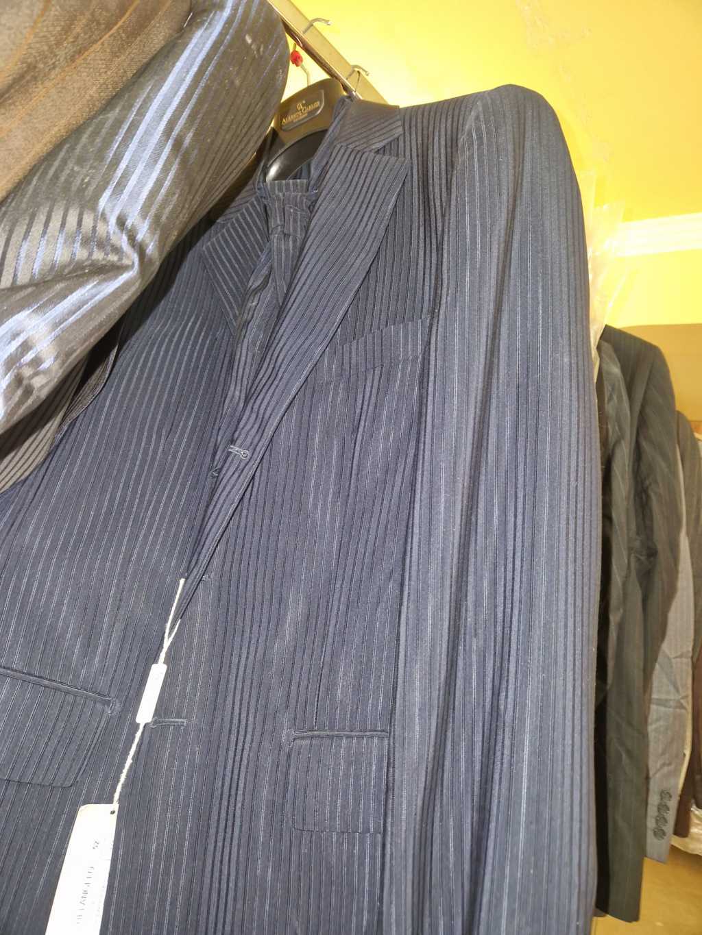 €52.00 per piece NICOLE, AZZURRA, VINNI, MAGGIE, SOTTERRO, TOMMASO STRANGIS, ALBERTO CARLOS etc. stock formal wear for women, men and children 165 pieces - REF. TV5978