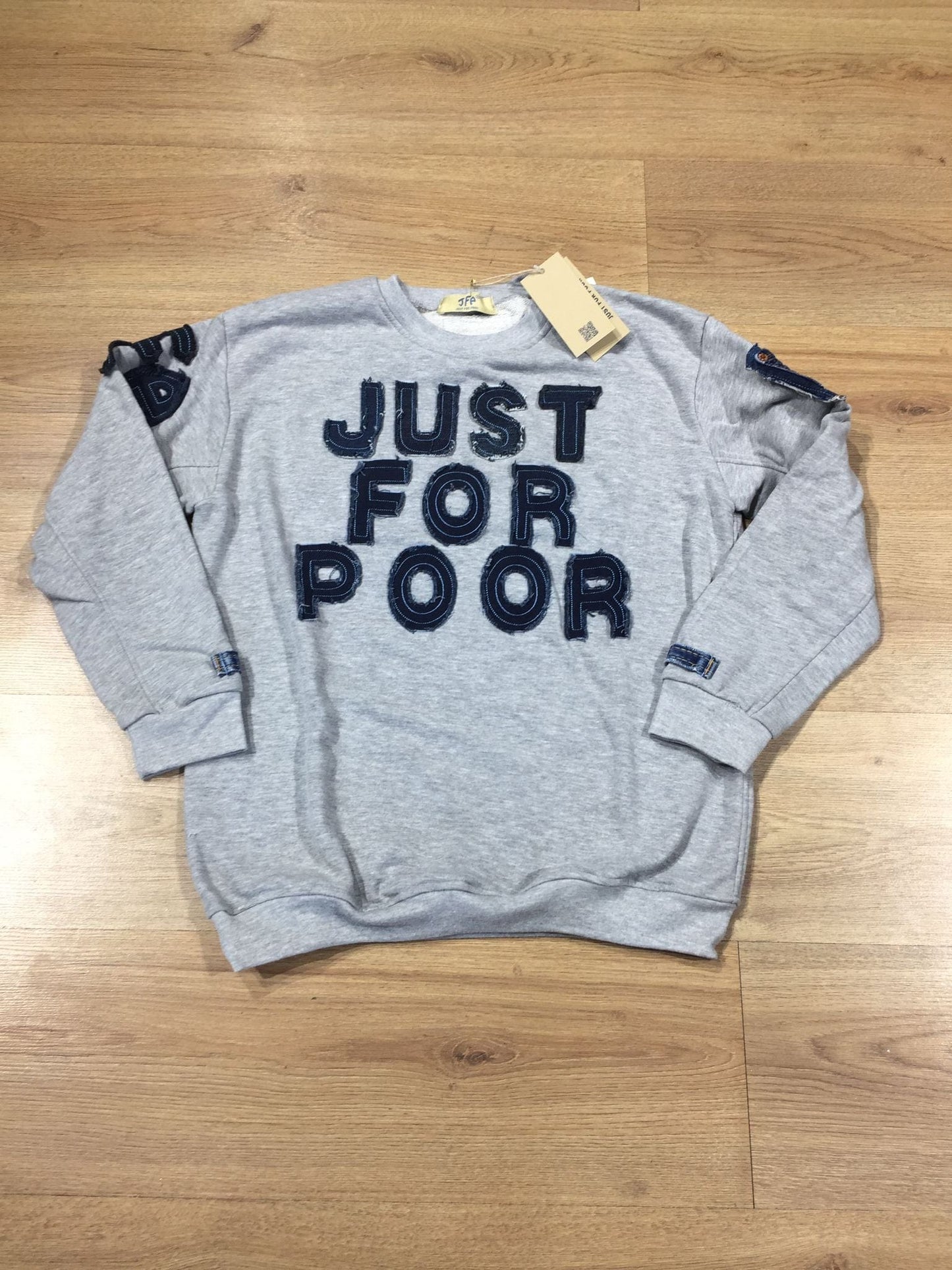 stock abbigliamento - €10,00 al pezzo AKS, BREAD&BUTTONS, DAMASCATO, U.S. POLO ASSN, DAVID OWEN, DESI, CLASS, ecc. 562 pezzi stock uomo/donna - P/E - RIF. TV3937