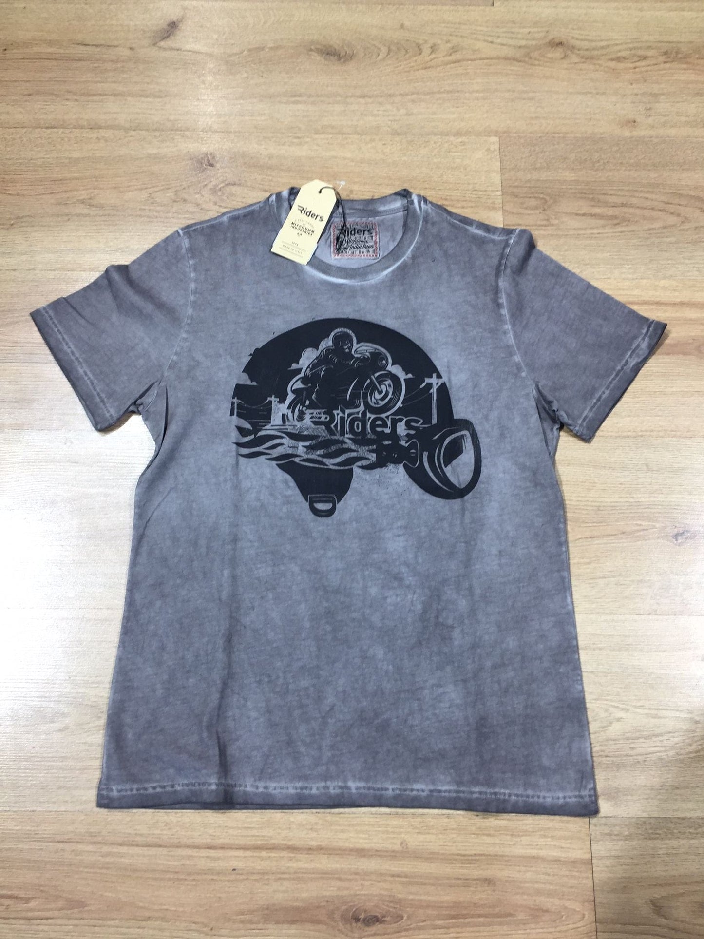 stock abbigliamento - €10,00 al pezzo AKS, BREAD&BUTTONS, DAMASCATO, U.S. POLO ASSN, DAVID OWEN, DESI, CLASS, ecc. 562 pezzi stock uomo/donna - P/E - RIF. TV3937