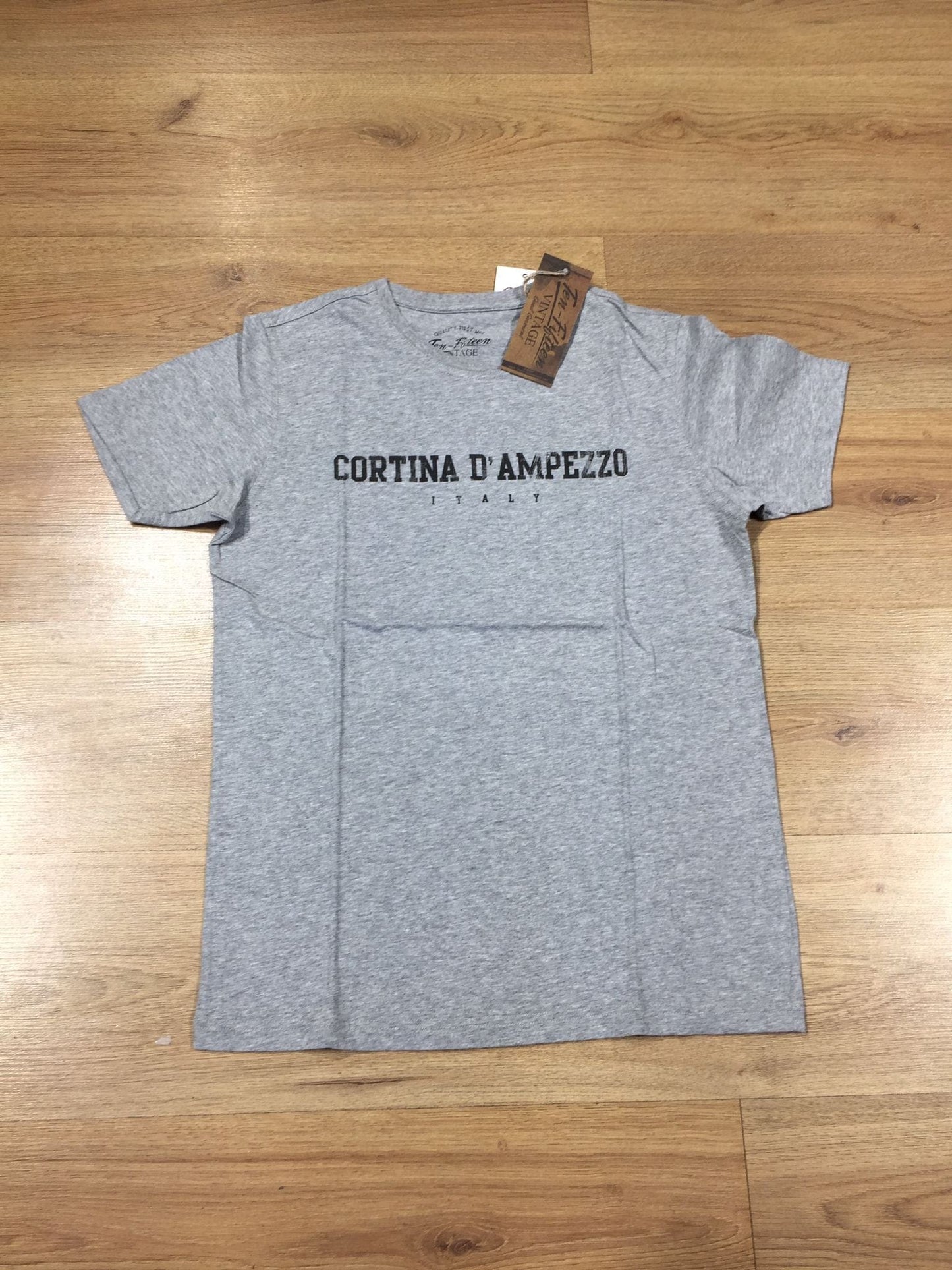 stock abbigliamento - €10,00 al pezzo AKS, BREAD&BUTTONS, DAMASCATO, U.S. POLO ASSN, DAVID OWEN, DESI, CLASS, ecc. 562 pezzi stock uomo/donna - P/E - RIF. TV3937