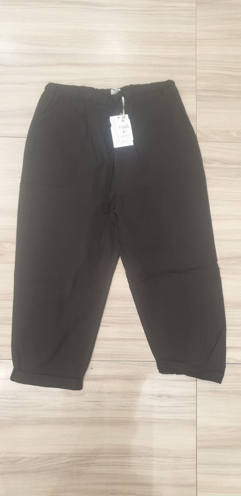 stock abbigliamento - €10,00 al pezzo AKS, BREAD&BUTTONS, DAMASCATO, U.S. POLO ASSN, DAVID OWEN, DESI, CLASS, ecc. 562 pezzi stock uomo/donna - P/E - RIF. TV3937