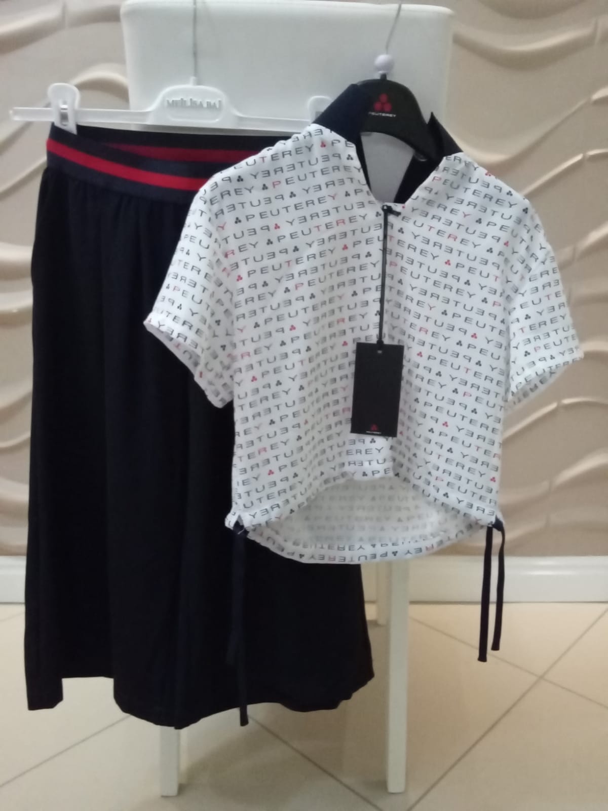 stock abbigliamento bambini - €18,29 al pezzo FUN & FUN, MSGM, PEUTEREY, MONNALISA, BLUMARINE, LIU JO ecc. 110 pezzi stock bambino/bambina - P/E - RIF. TV3934
