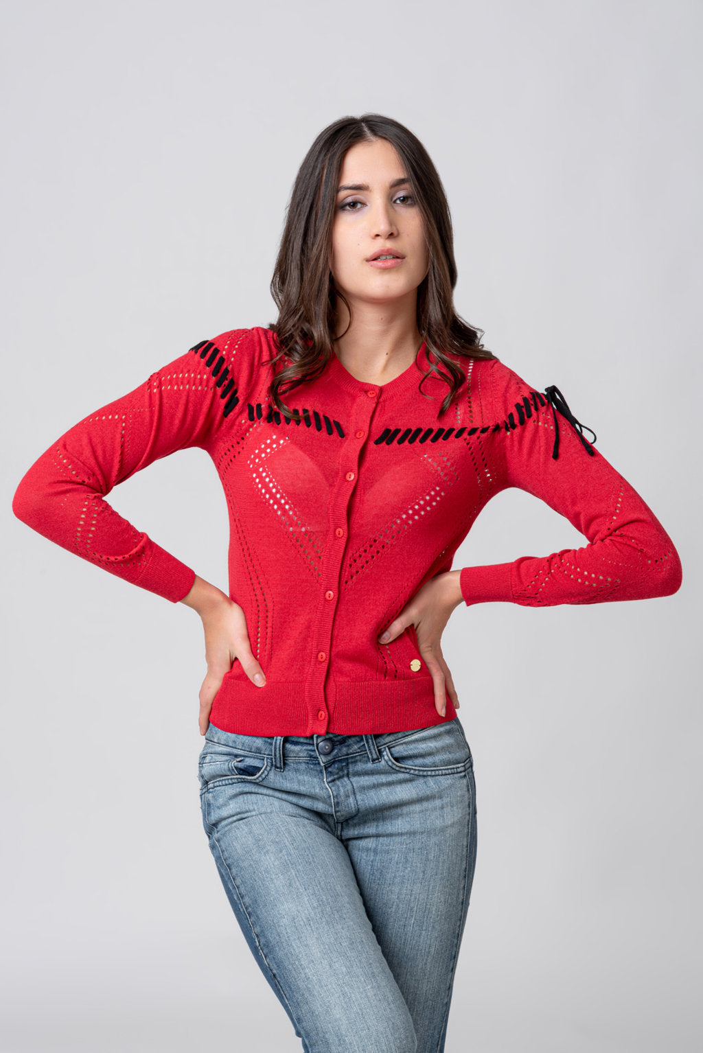 13,00 € par pièce GATTINONI 9399 pièces en stock vêtements pour hommes et femmes - SS 60% - FW 40% - REF. TV3973