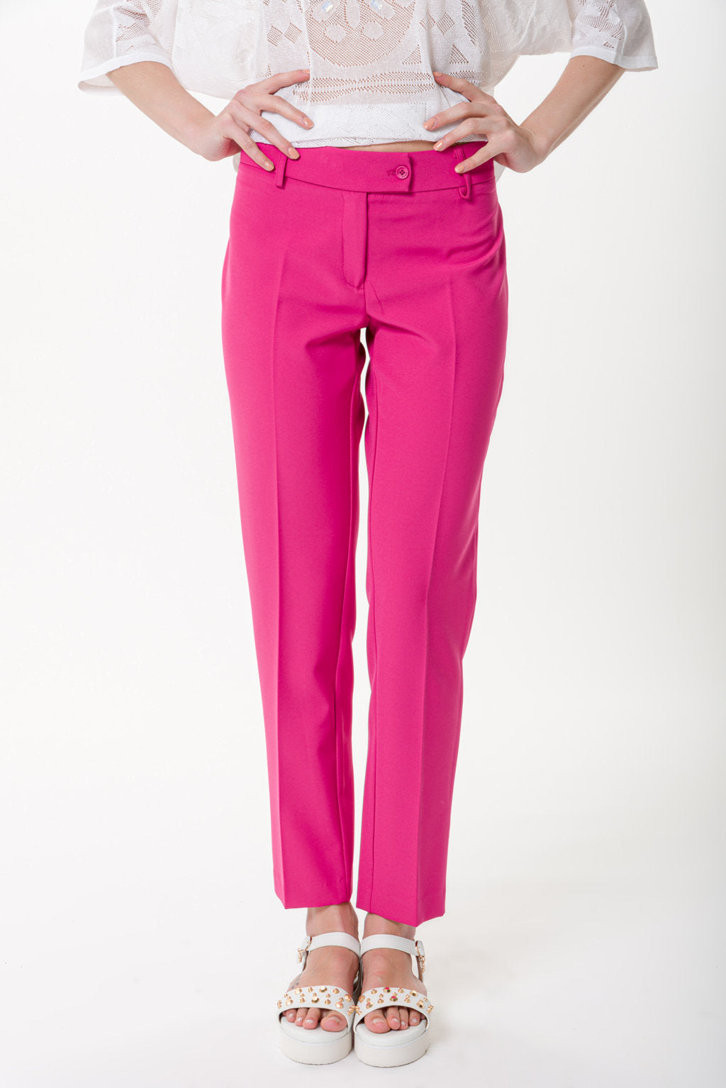 13,00 € par pièce GATTINONI 9399 pièces en stock vêtements pour hommes et femmes - SS 60% - FW 40% - REF. TV3973