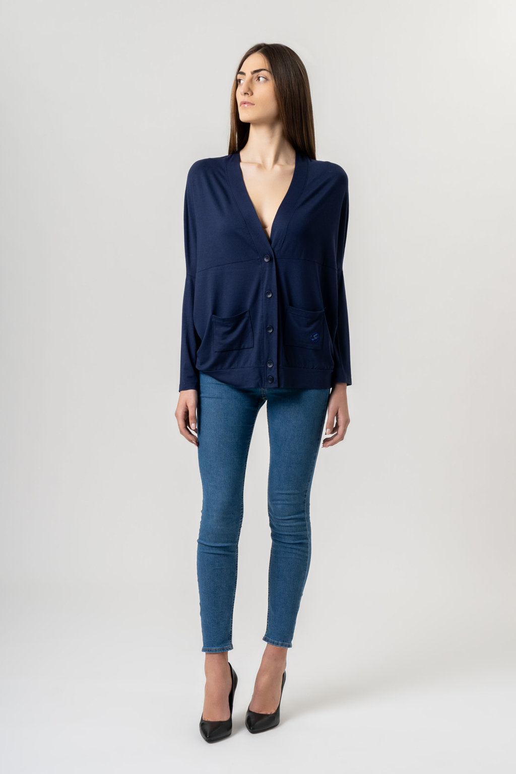 13,00 € par pièce GATTINONI 9399 pièces en stock vêtements pour hommes et femmes - SS 60% - FW 40% - REF. TV3973