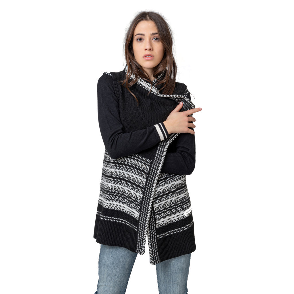 13,00 € par pièce GATTINONI 9399 pièces en stock vêtements pour hommes et femmes - SS 60% - FW 40% - REF. TV3973