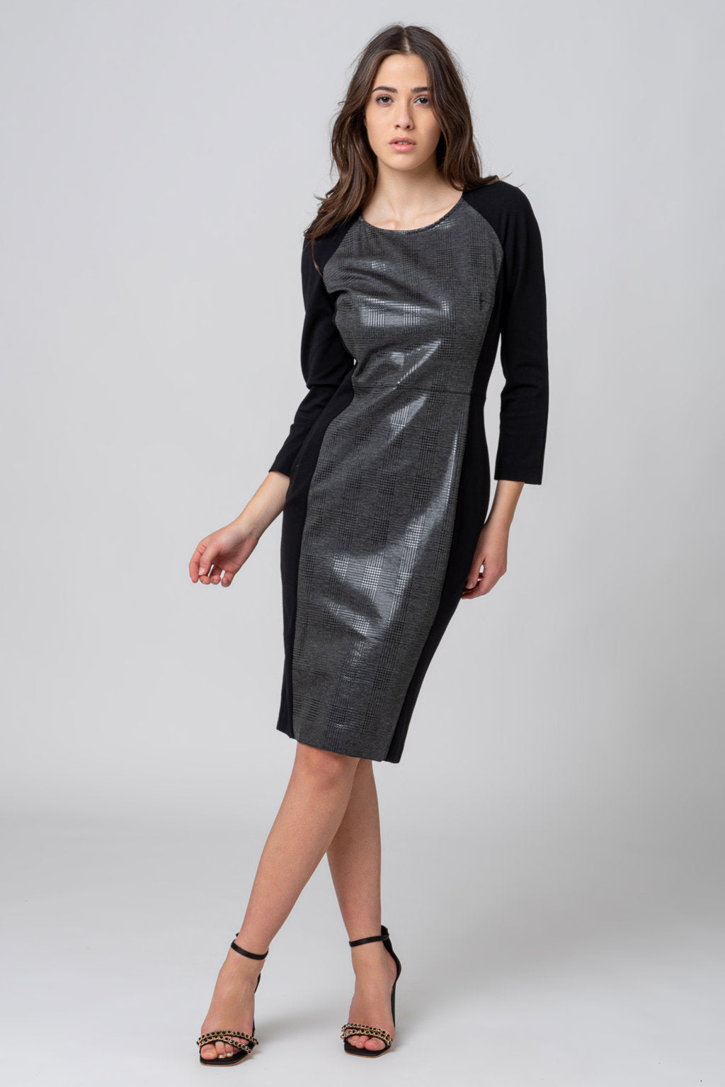 13,00 € par pièce GATTINONI 9399 pièces en stock vêtements pour hommes et femmes - SS 60% - FW 40% - REF. TV3973