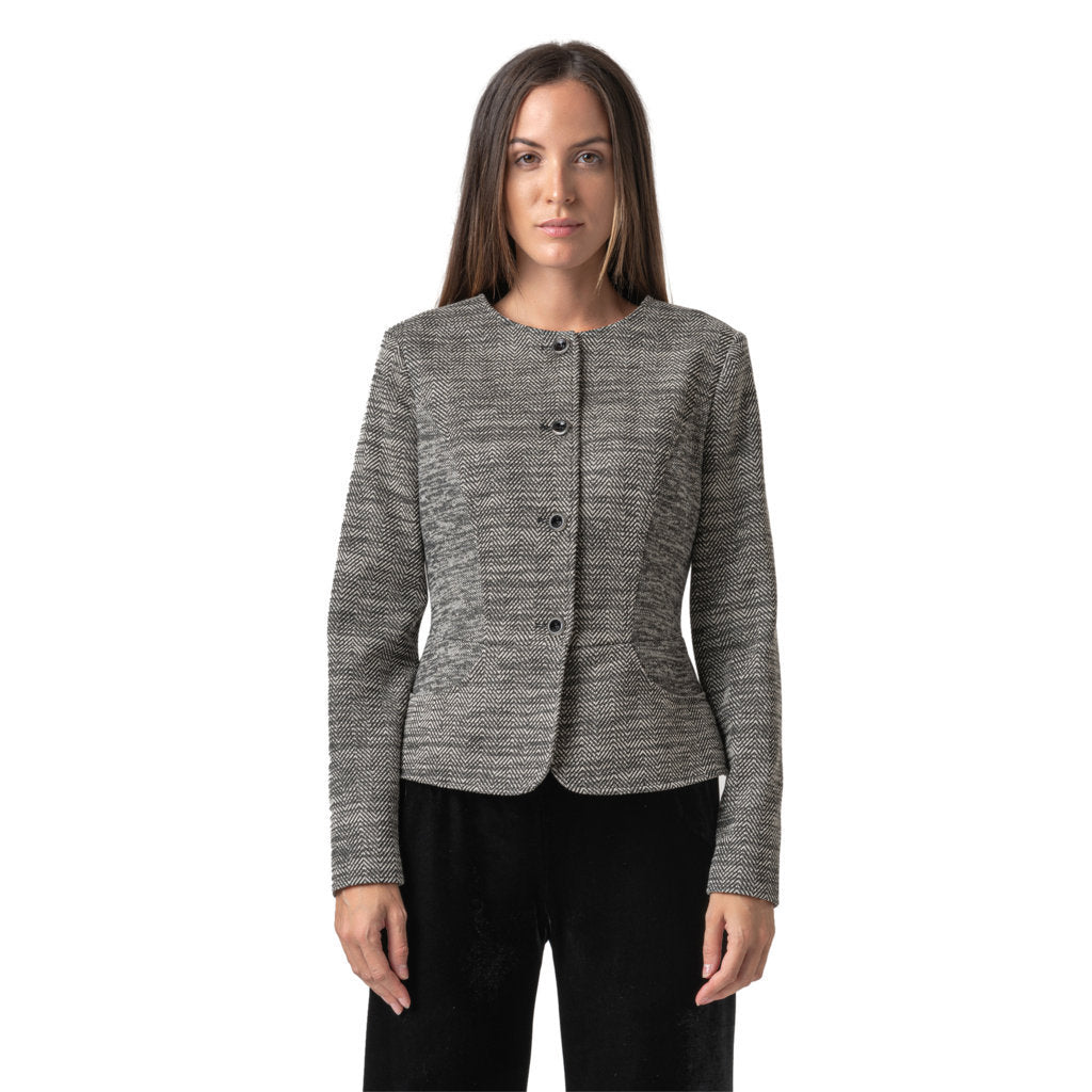 13,00 € par pièce GATTINONI 9399 pièces en stock vêtements pour hommes et femmes - SS 60% - FW 40% - REF. TV3973