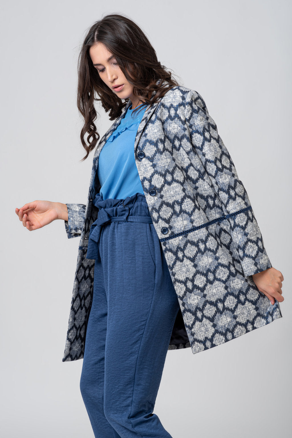 13,00 € par pièce GATTINONI 9399 pièces en stock vêtements pour hommes et femmes - SS 60% - FW 40% - REF. TV3973