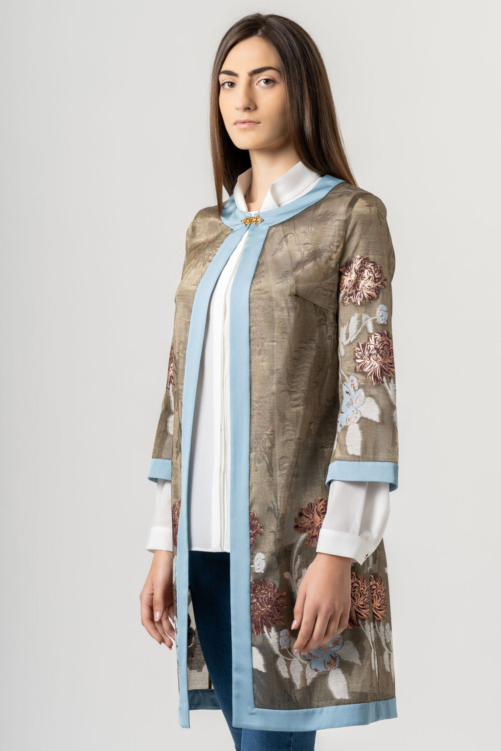 13,00 € par pièce GATTINONI 9399 pièces en stock vêtements pour hommes et femmes - SS 60% - FW 40% - REF. TV3973