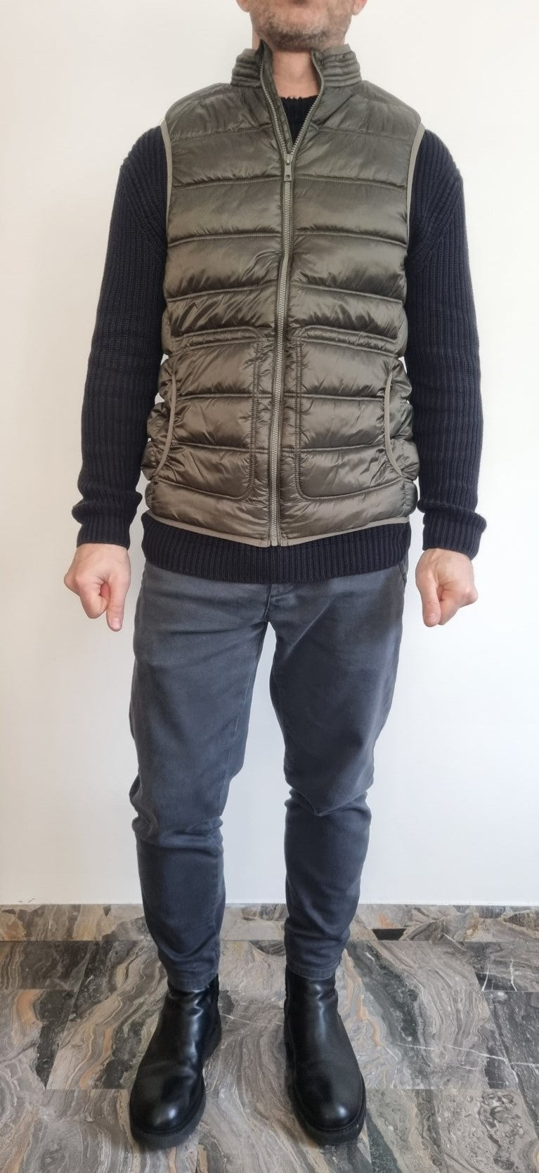 13,00 € par pièce GATTINONI 9399 pièces en stock vêtements pour hommes et femmes - SS 60% - FW 40% - REF. TV3973