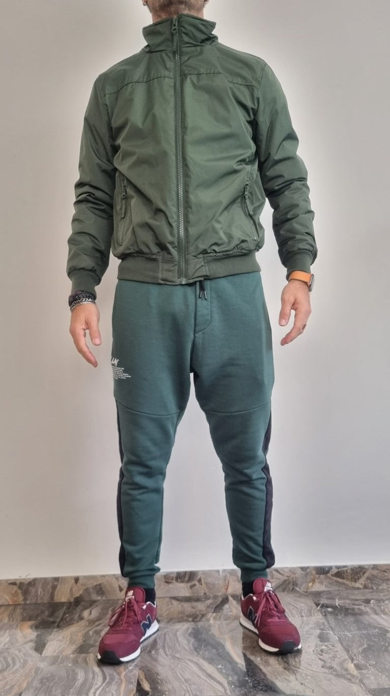 13,00 € par pièce GATTINONI 9399 pièces en stock vêtements pour hommes et femmes - SS 60% - FW 40% - REF. TV3973