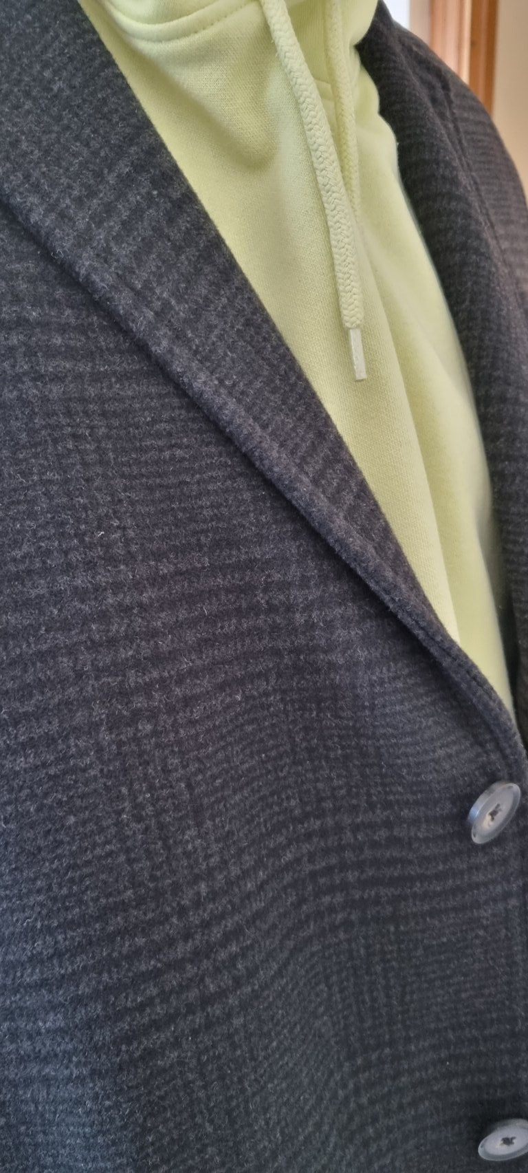 13,00 € par pièce GATTINONI 9399 pièces en stock vêtements pour hommes et femmes - SS 60% - FW 40% - REF. TV3973
