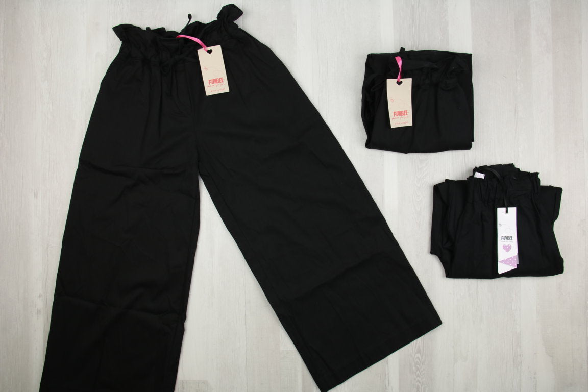 €4,50 al pezzo FUNBEE stock abbigliamento bambini 82 pezzi - P/E - RIF. 6251