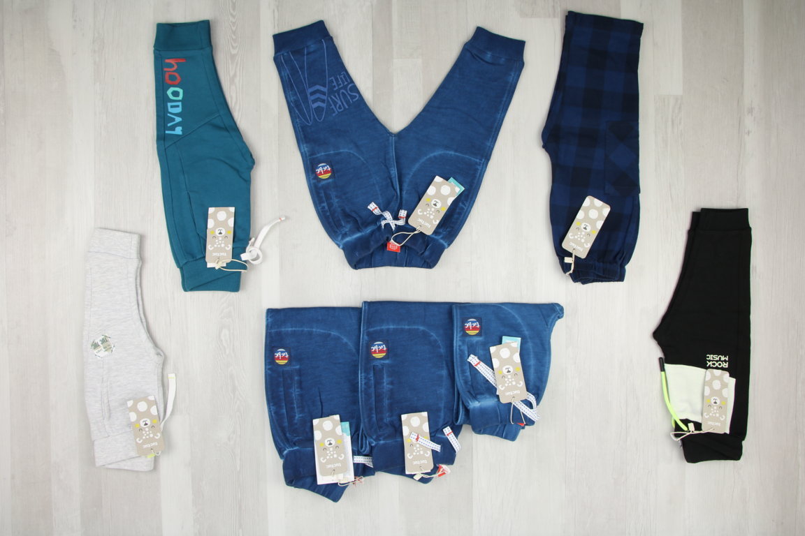 €4,40 al pezzo TUCTUC stock abbigliamento bambini 148 pezzi - P/E - RIF. 6252
