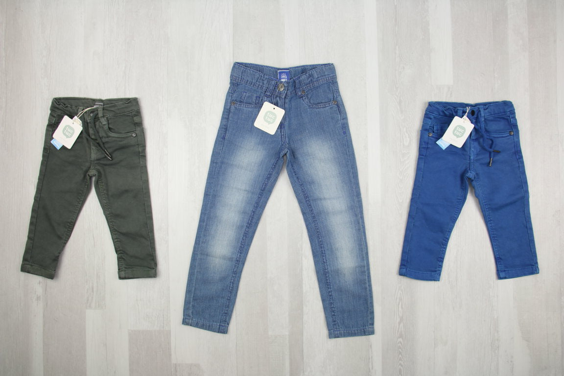 €4,40 al pezzo TUCTUC stock abbigliamento bambini 148 pezzi - P/E - RIF. 6252