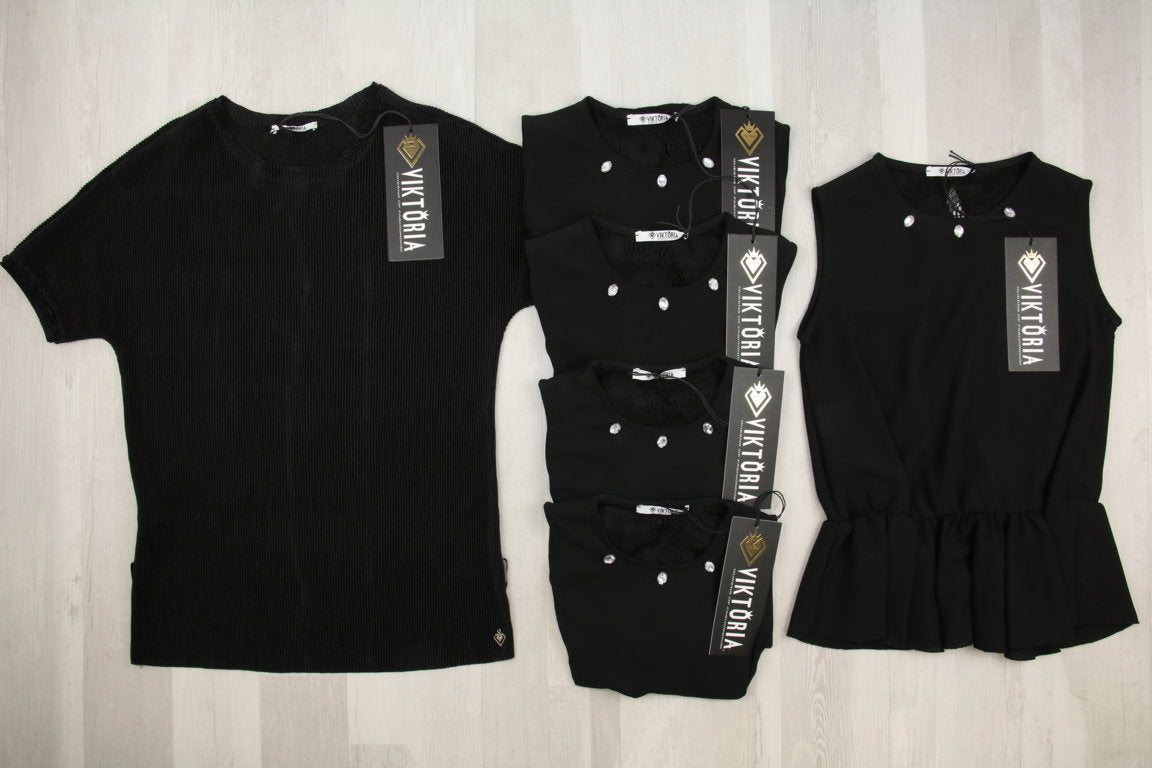 €4,50 al pezzo VIKTORIA stock abbigliamento bambina 98 pezzi - P/E - RIF. 6256