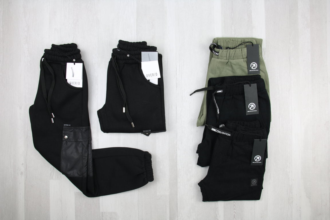 €4,25 al pezzo COCCODE', GYMP, KITE, ecc. stock abbigliamento bambini 256 pezzi - A/I - RIF. 6277